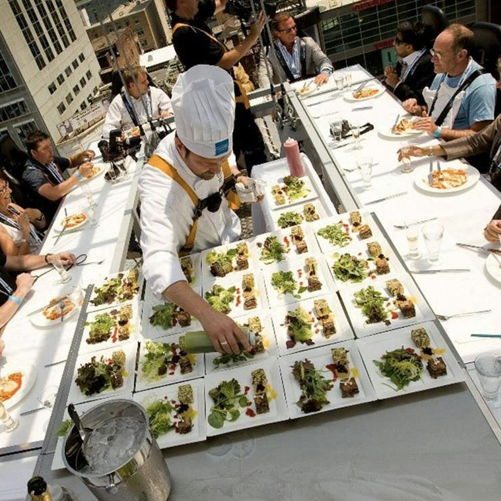 how much is dinner in the sky dubai