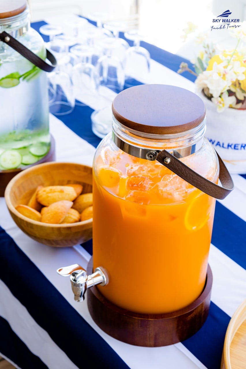 4-Hour Yacht Cruise in Dubai Marina with BBQ Lunch & Inflatable Slide Thrillark