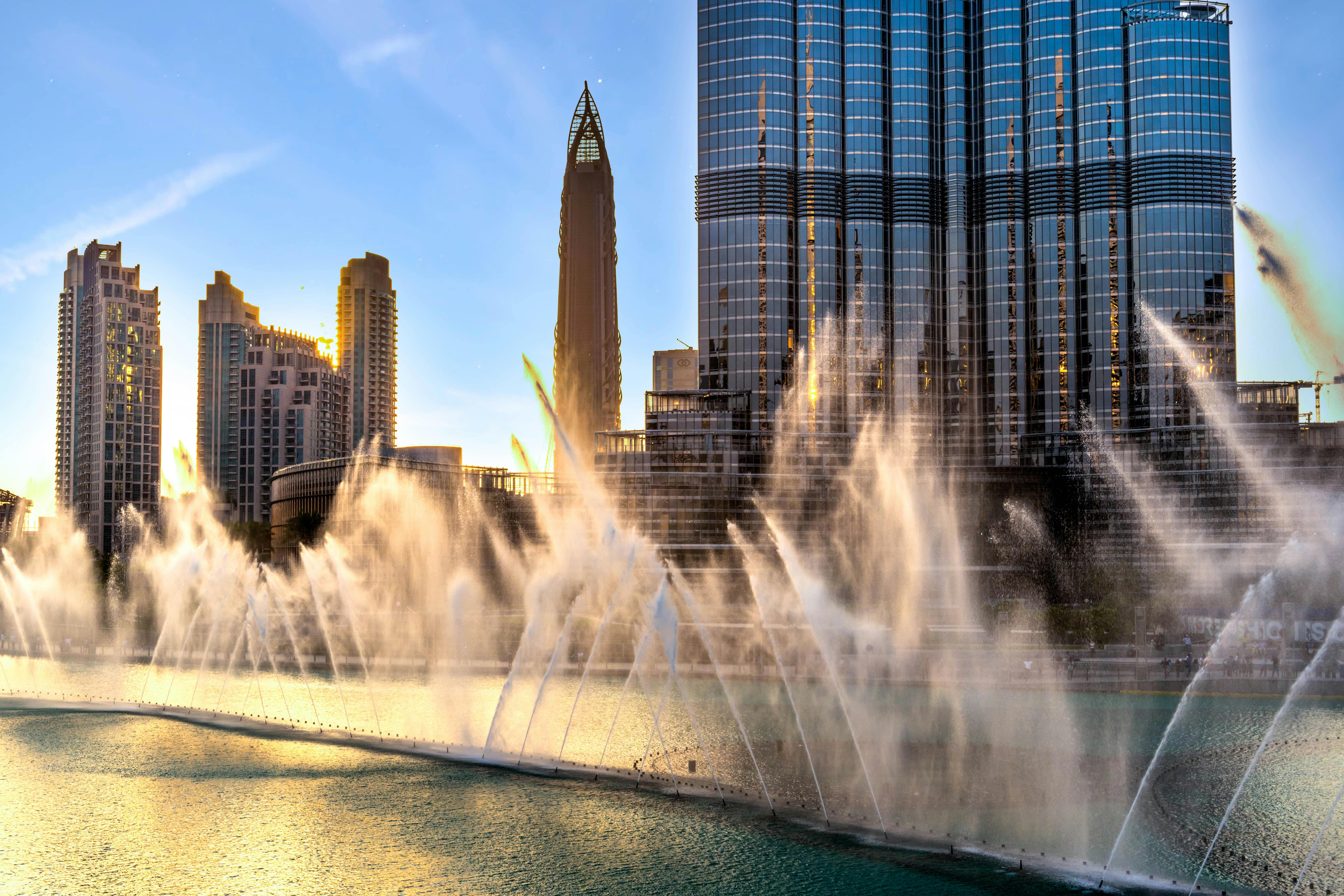 The Dubai Fountain Show and Lake Ride Price