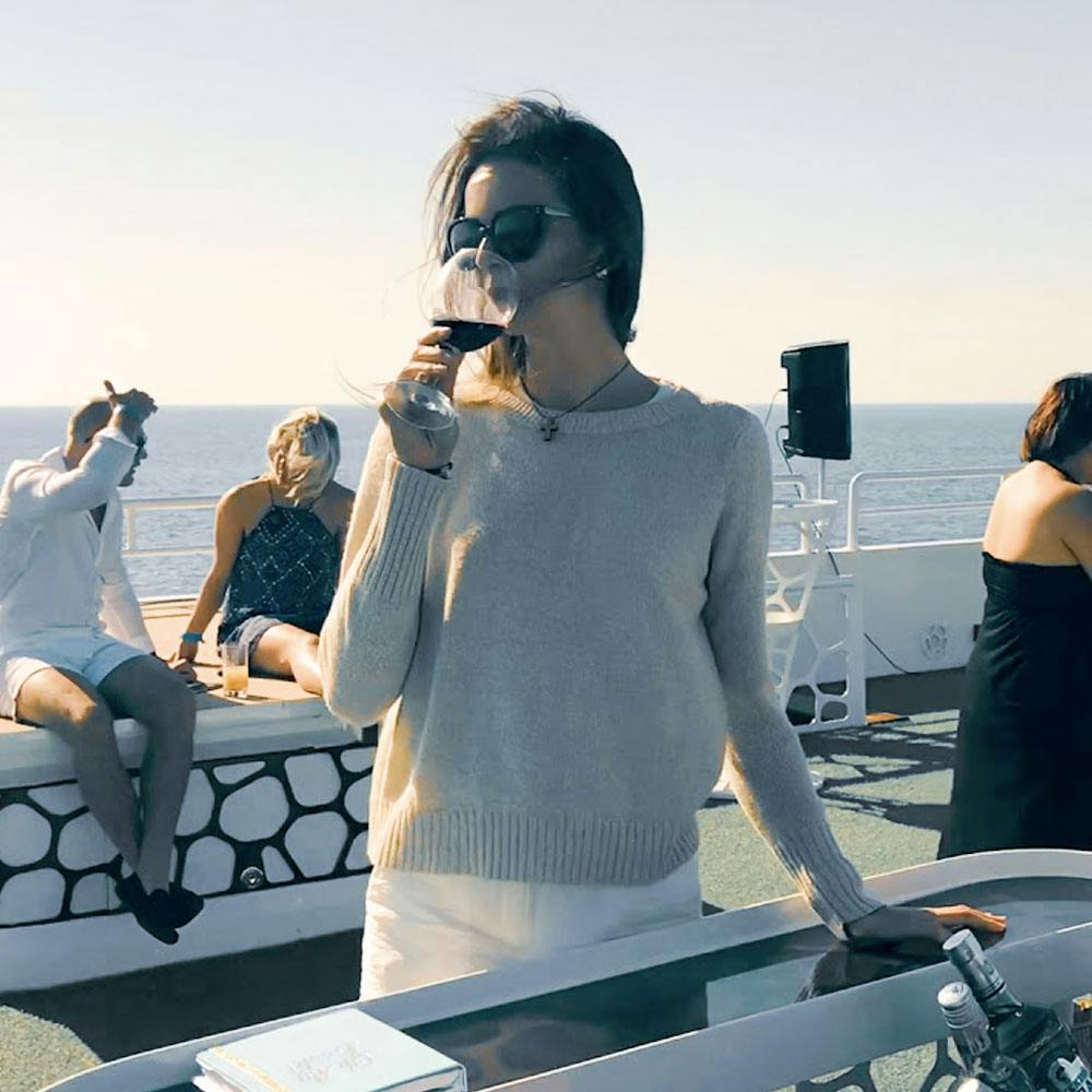 Mega Yacht Lotus Brunch Party Cruise  Discount