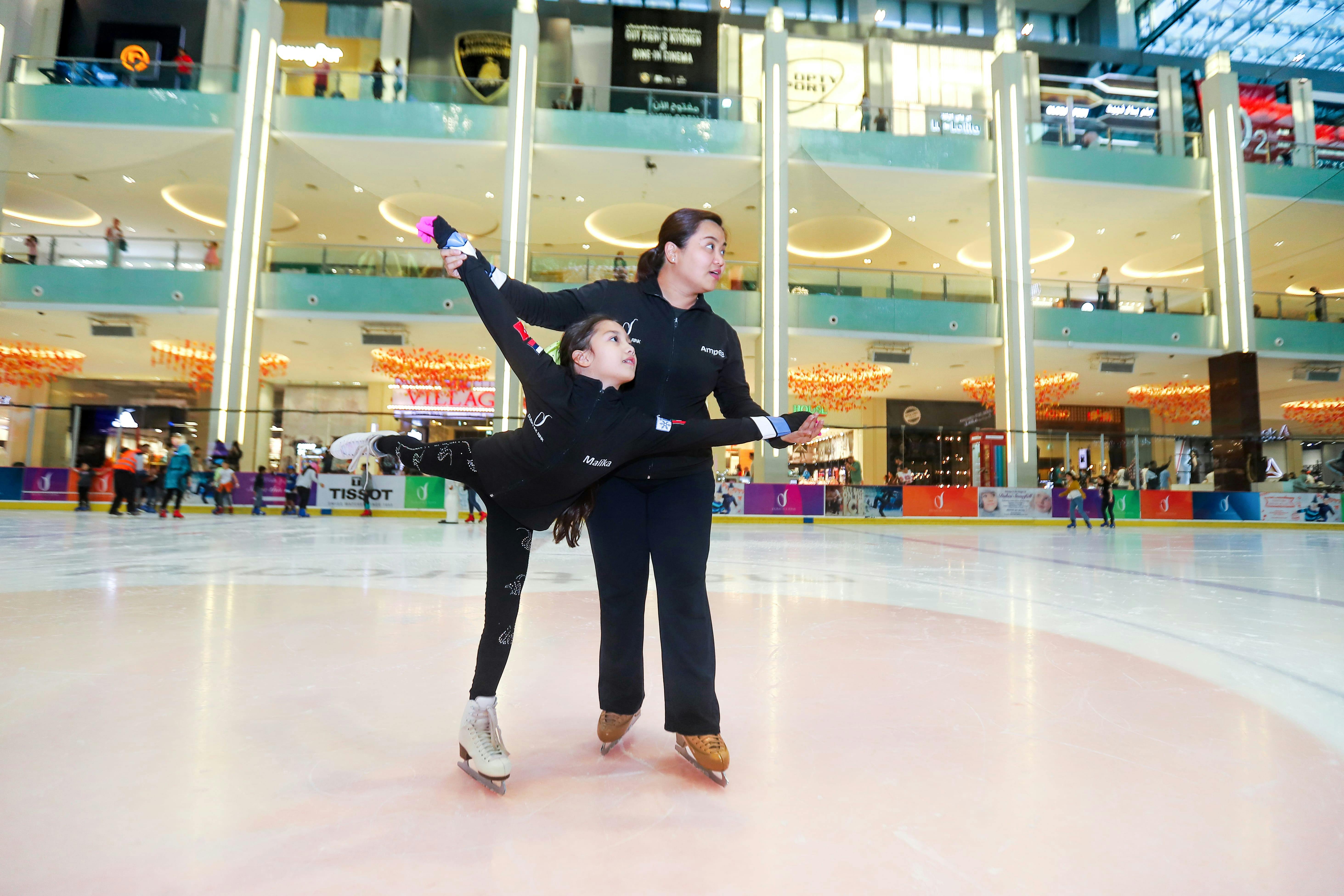 ice skating dubai mall