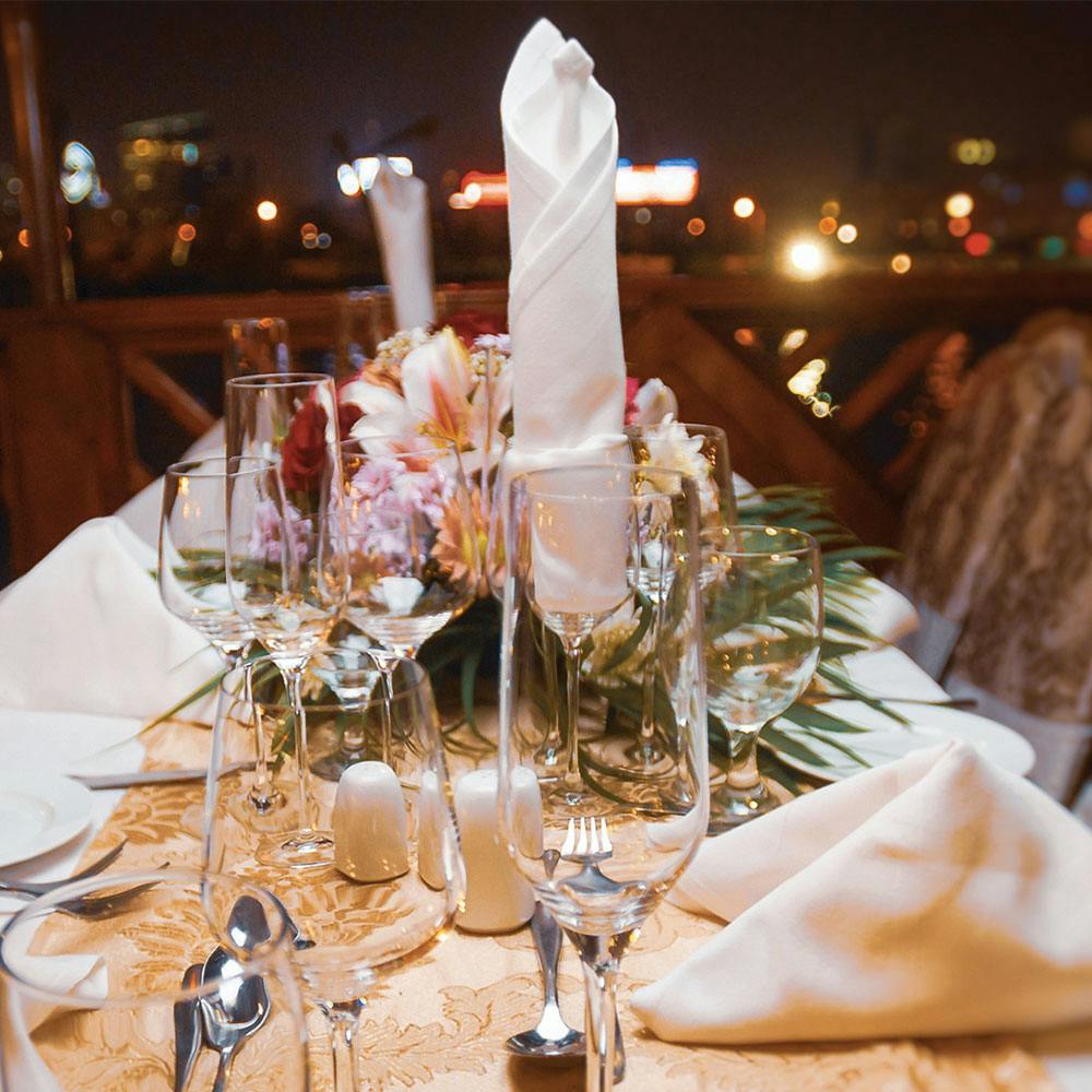 Dhow Cruise with Alcohol 