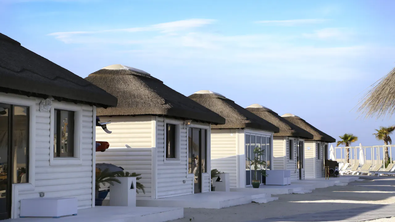 World Island Tour Price