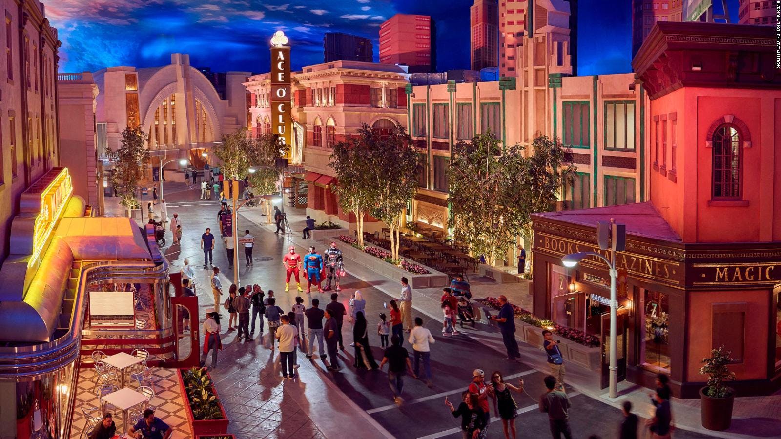 Warner Bros. World™ with Meal