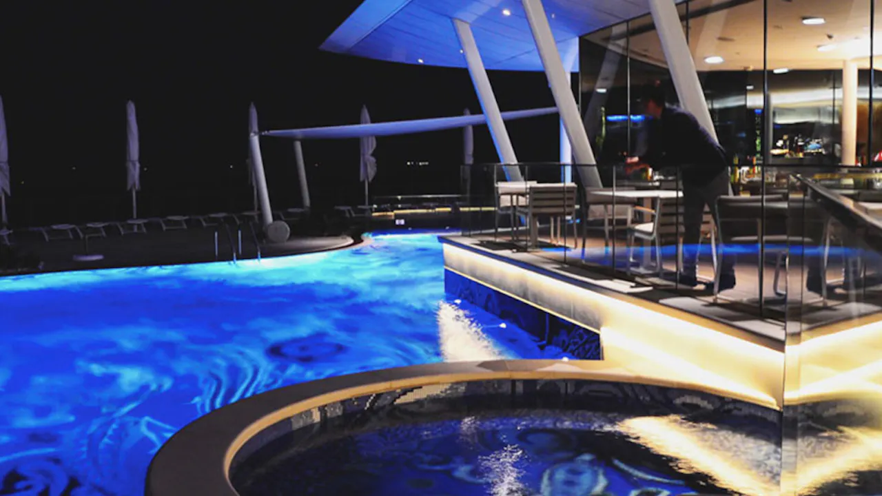 Bab Al Yam in Burj Al Arab Price