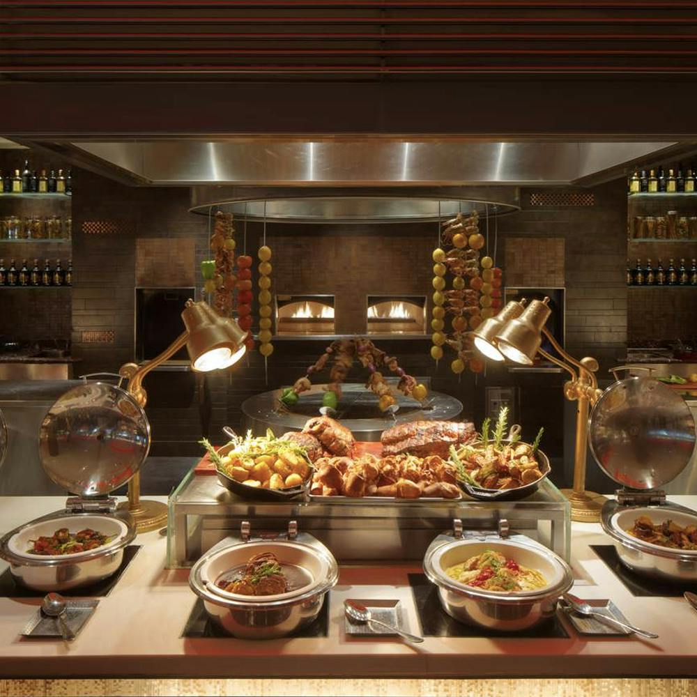 Saffron Buffet Restaurant in Atlantis the Palm  Discount