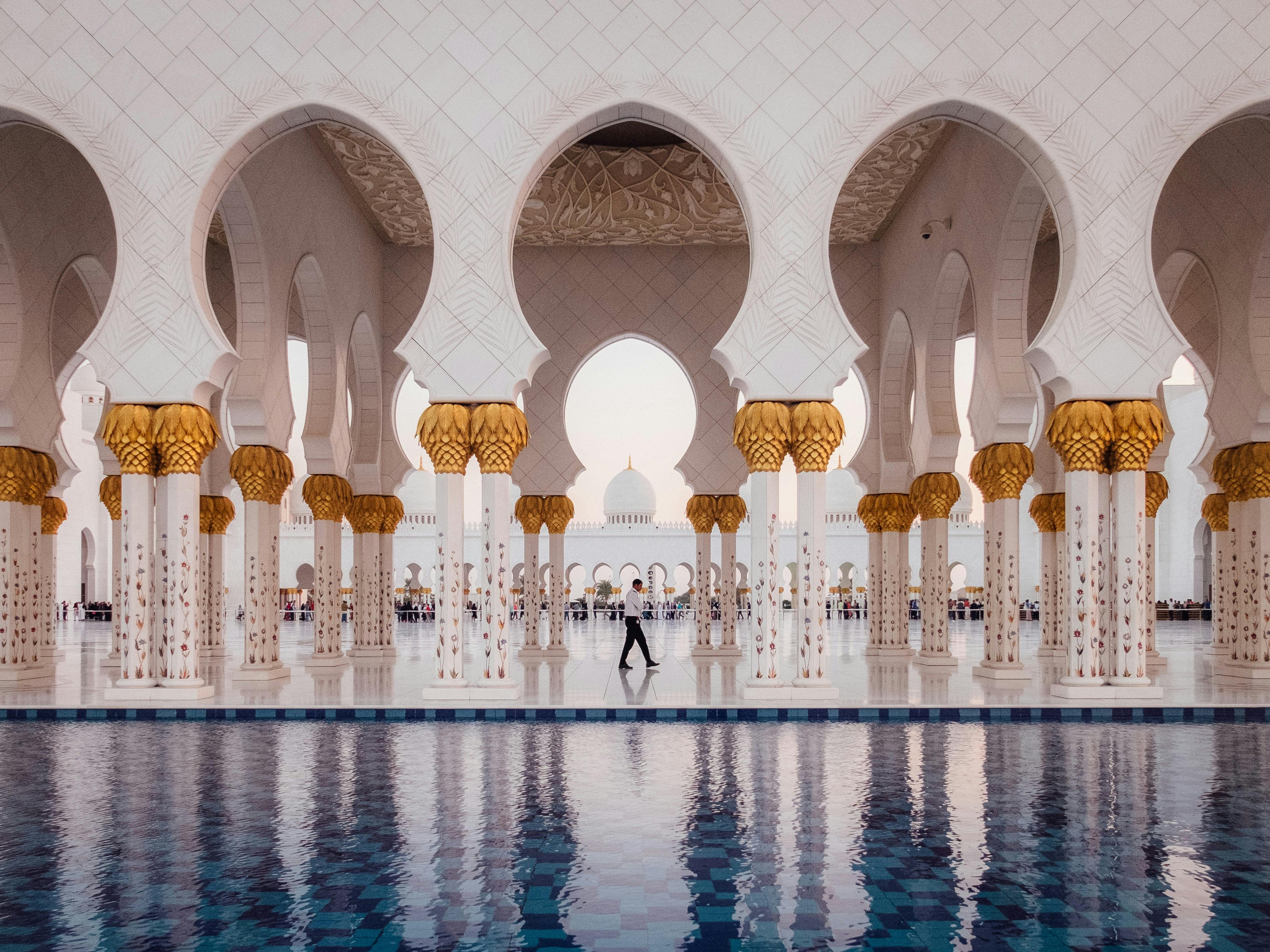 Sheikh Zayed Mosque + Ferrari World Tour Discount