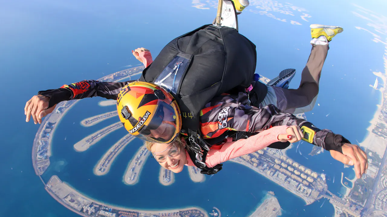 dubai skydiving cost