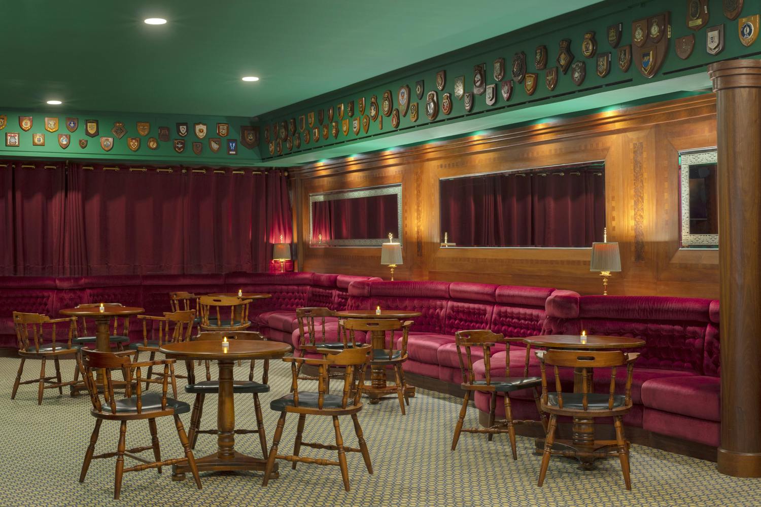 Queen Elizabeth Heritage Tour   Ticket