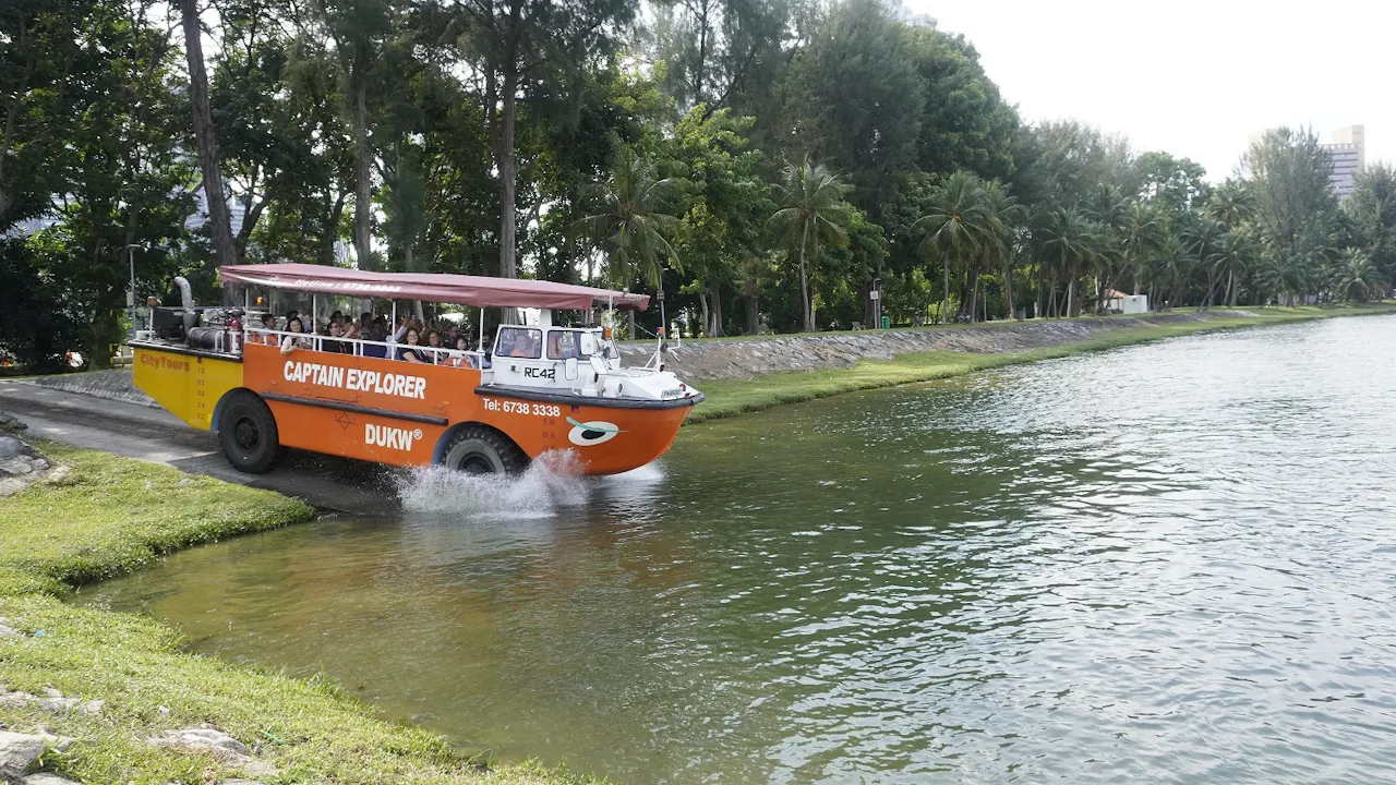 Captain Explorer DUKW® Tour in Singapore Ticket