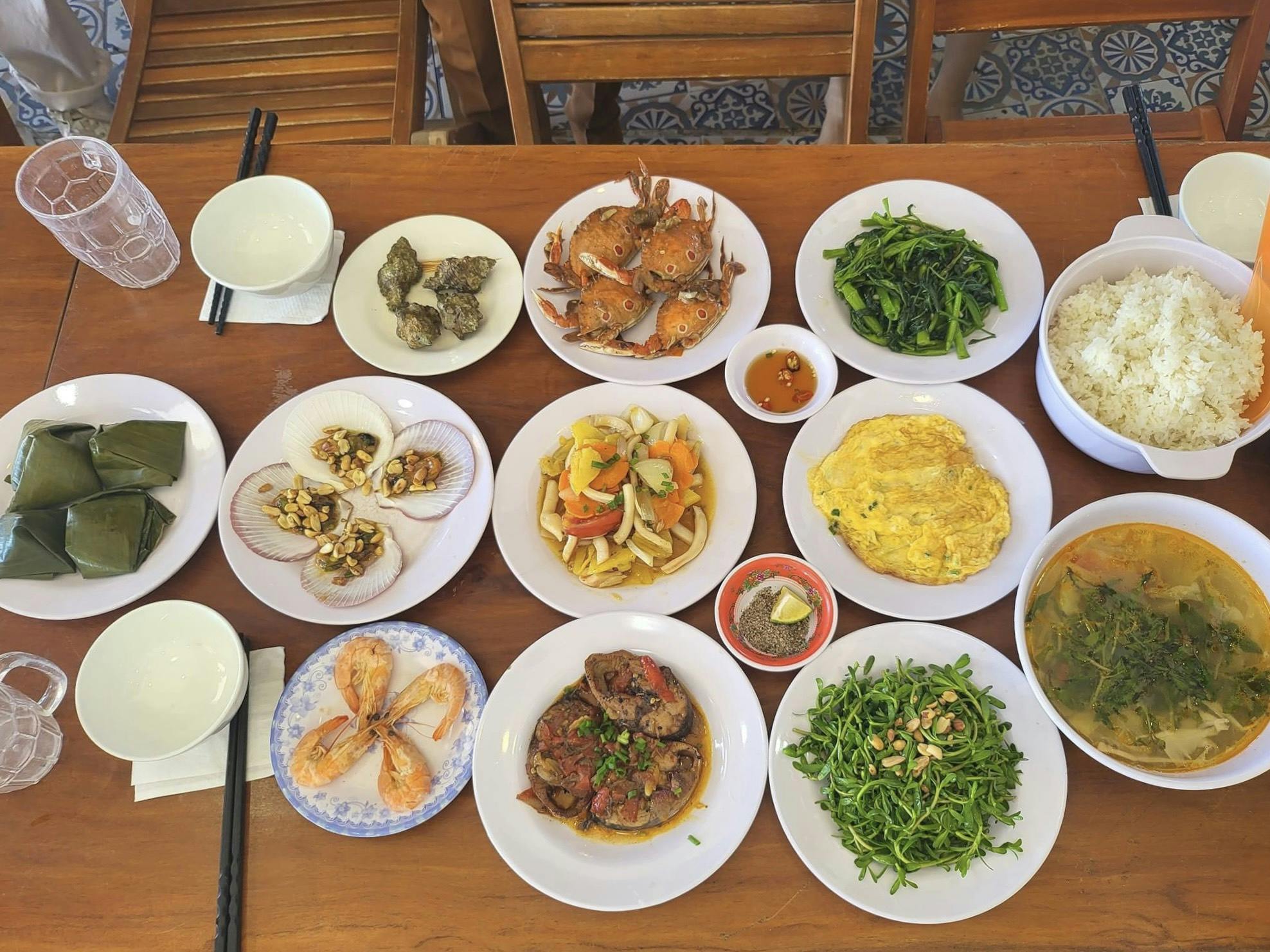 Cham Islands Day Tour from Da Nang 