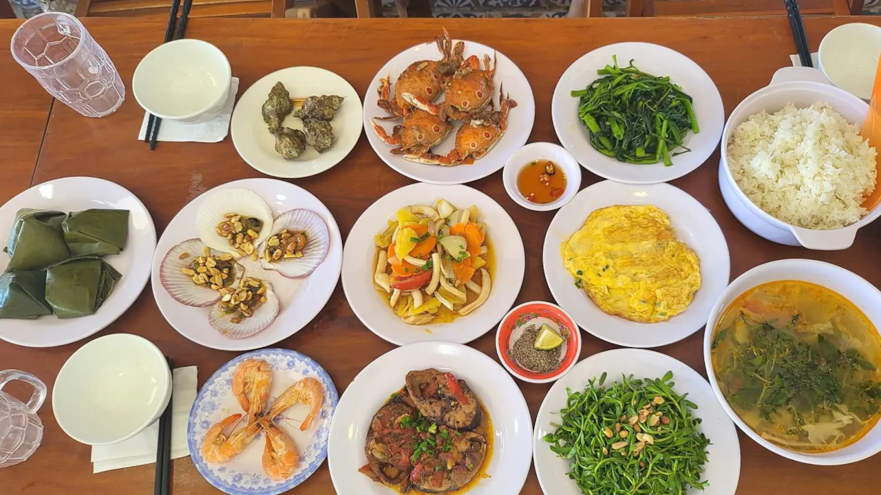 Cham Islands Day Tour from Da Nang