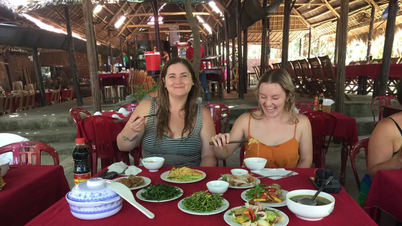 Snorkeling at Cham Islands by Speedboat