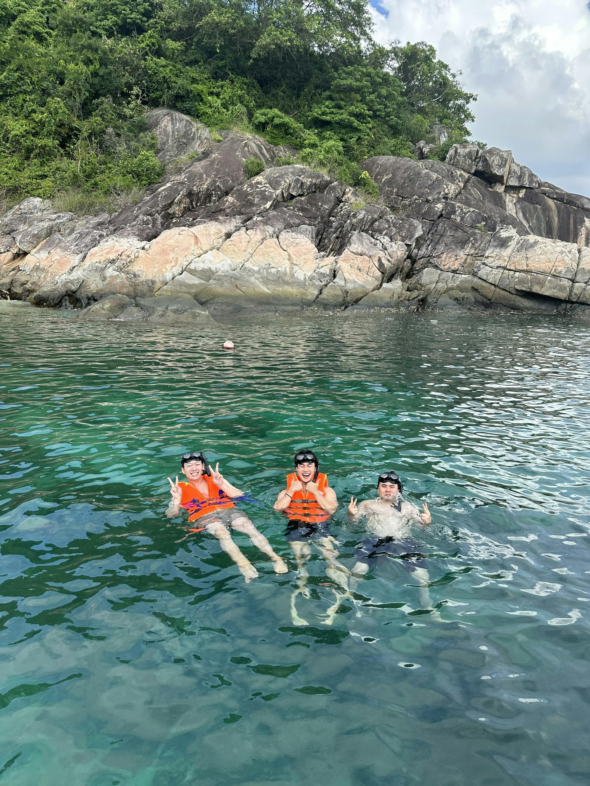 Cham Islands Day Tour from Da Nang 