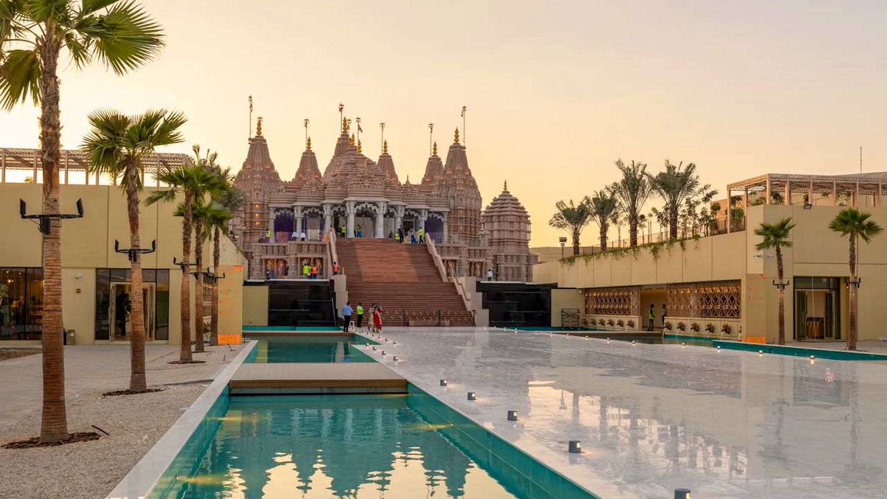 Abu Dhabi Hindu Temple Tour with Return Transfer From Dubai  Category