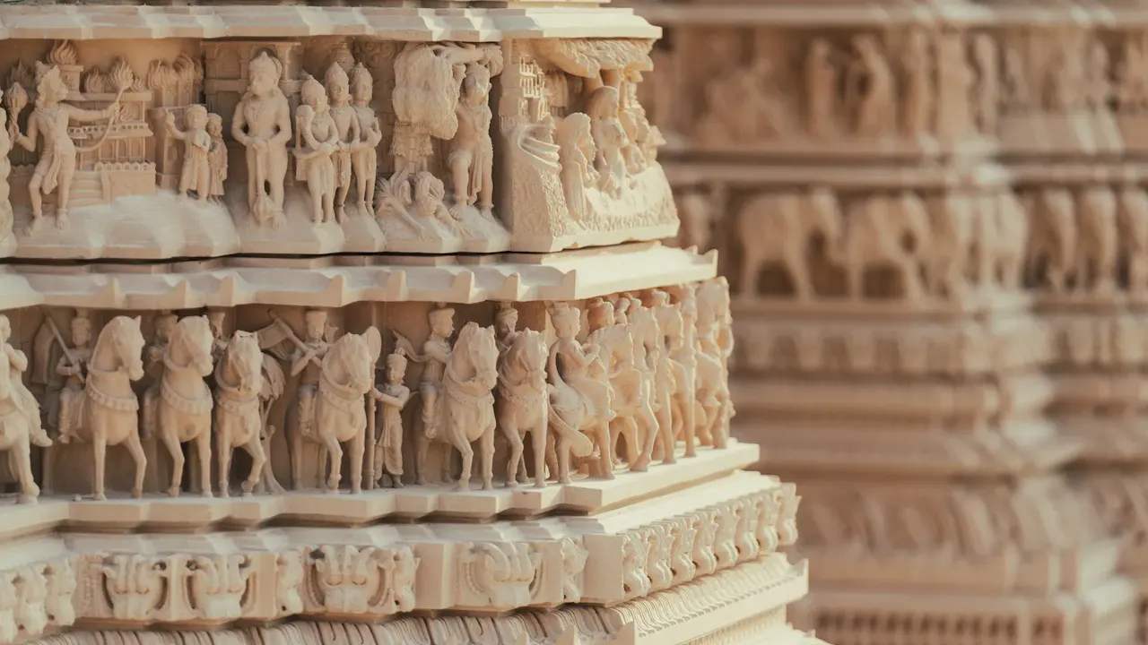 Abu Dhabi Hindu Temple Tour with Return Transfer From Dubai Discount