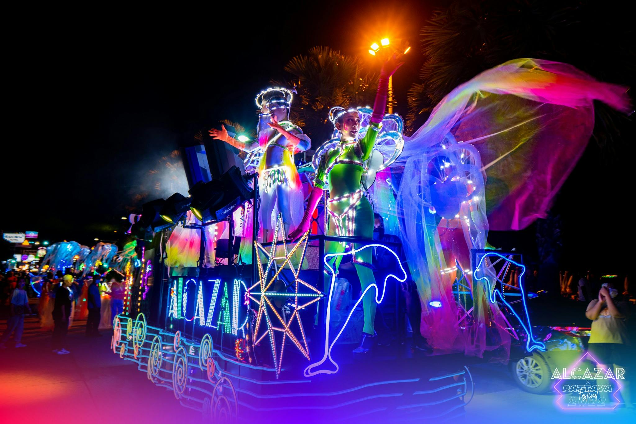 Alcazar Cabaret Show Tickets Review