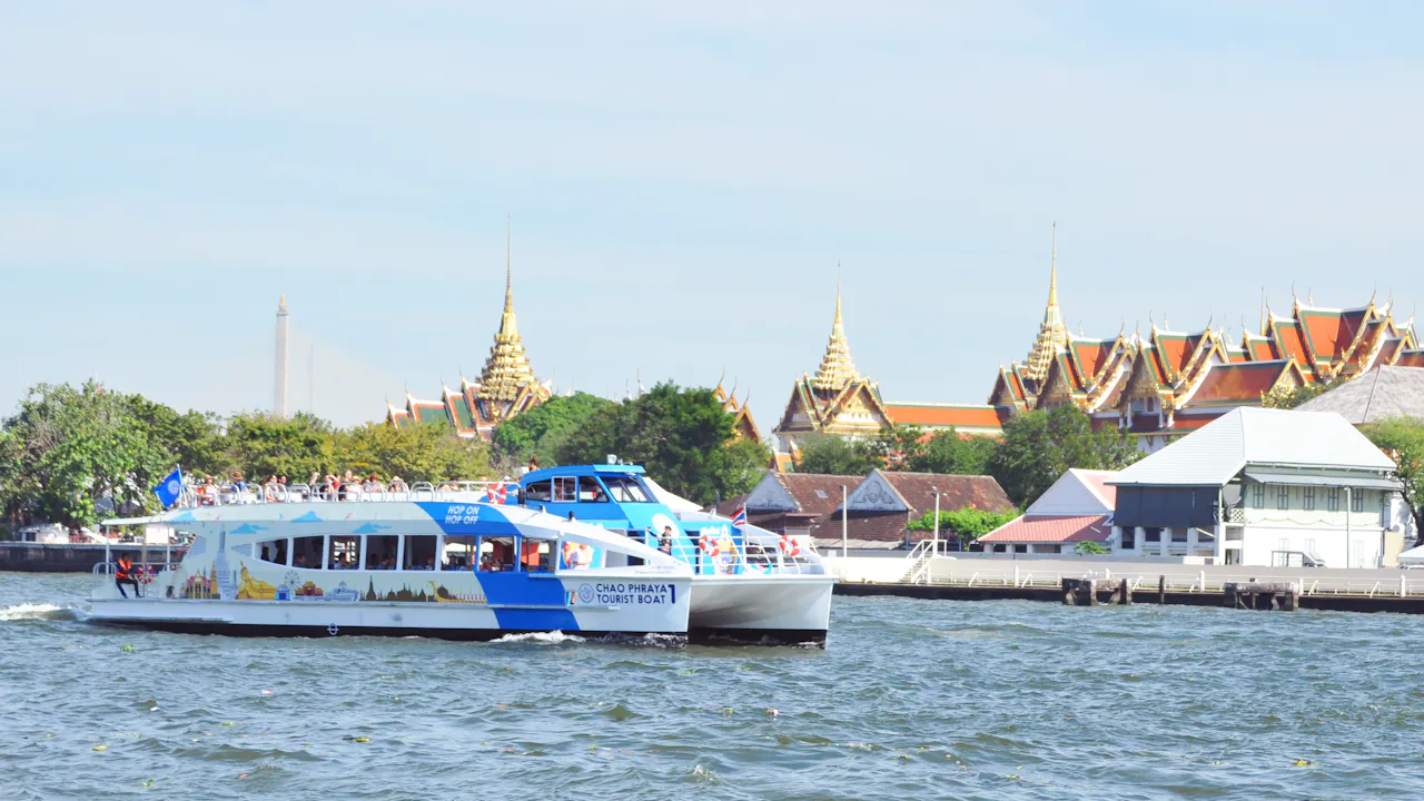 Bangkok: Chao Phraya River Hop-on Hop-off Boat Thrillark