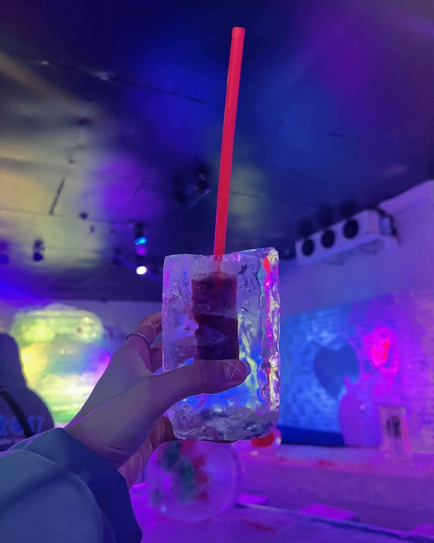 Frost Magical Ice of Siam Ticket with Free Soft Drink Discount