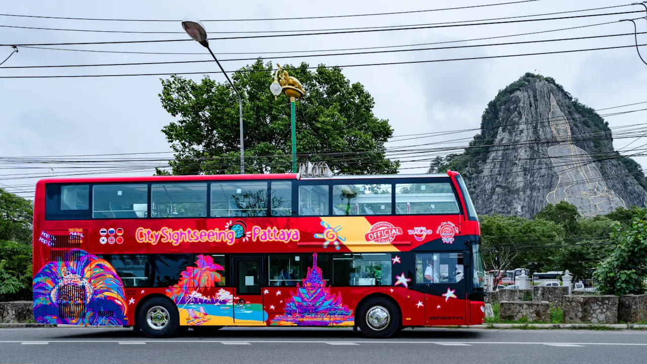 Pattaya Hop-On Hop-Off Bus Tour by Elephant Bus Tours Discount