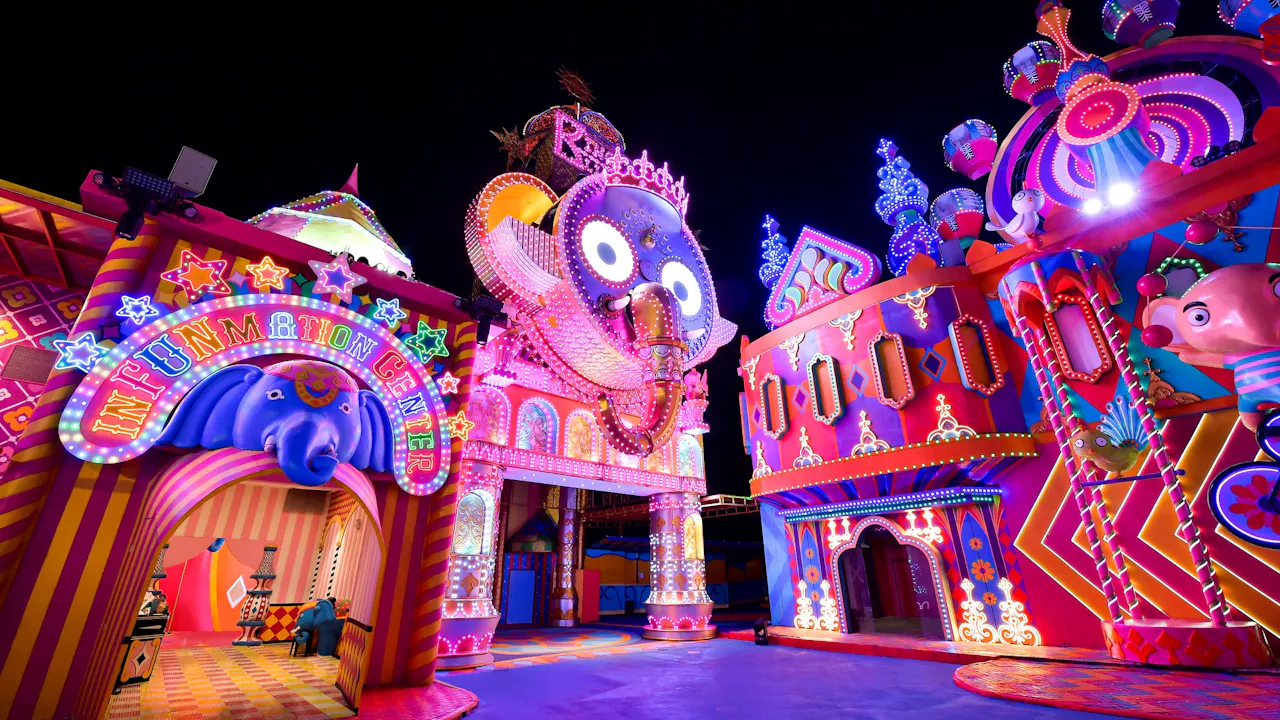 Carnival Magic Phuket Tickets with Optional Dinner Thrillark