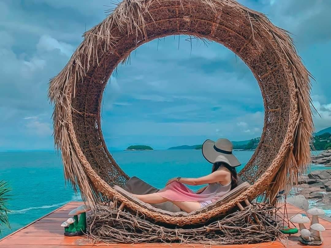 Rock Beach Swing Phuket