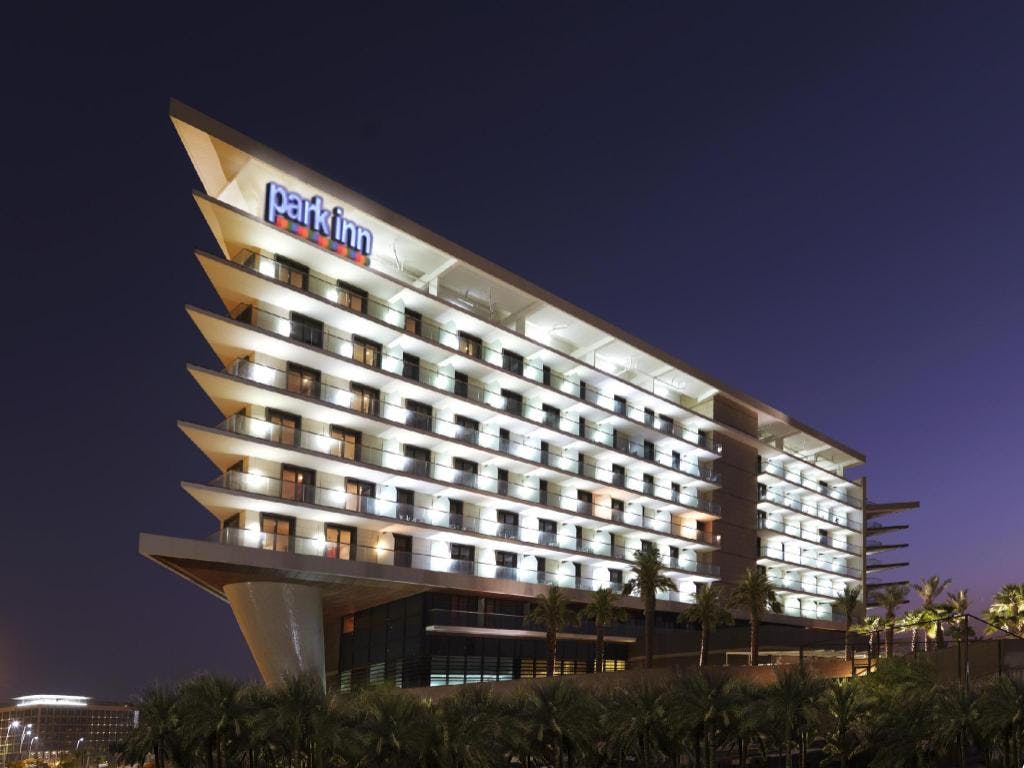 Park Inn By Radisson Abu Dhabi Yas Island + Free Unlimited Park Pass
