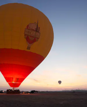 Overnight Hot Air Balloon experience in Dubai