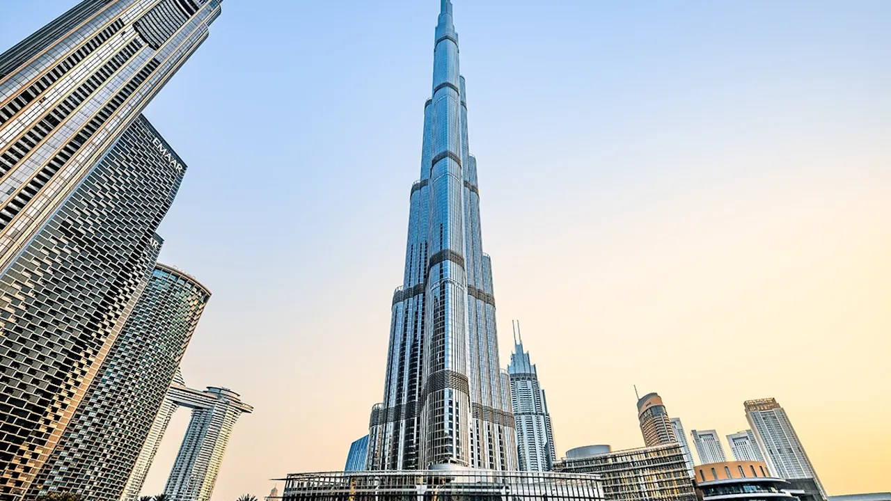 Dubai Winter Carnival & Yas Island Stay (5 Nights & 6 Days) Ticket