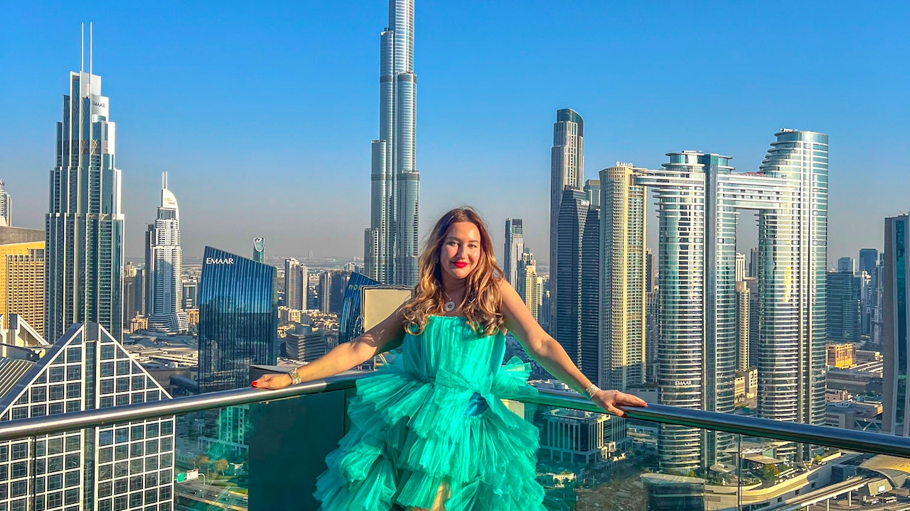 Shangri-La Balcony Flying Dress Videography Shoot