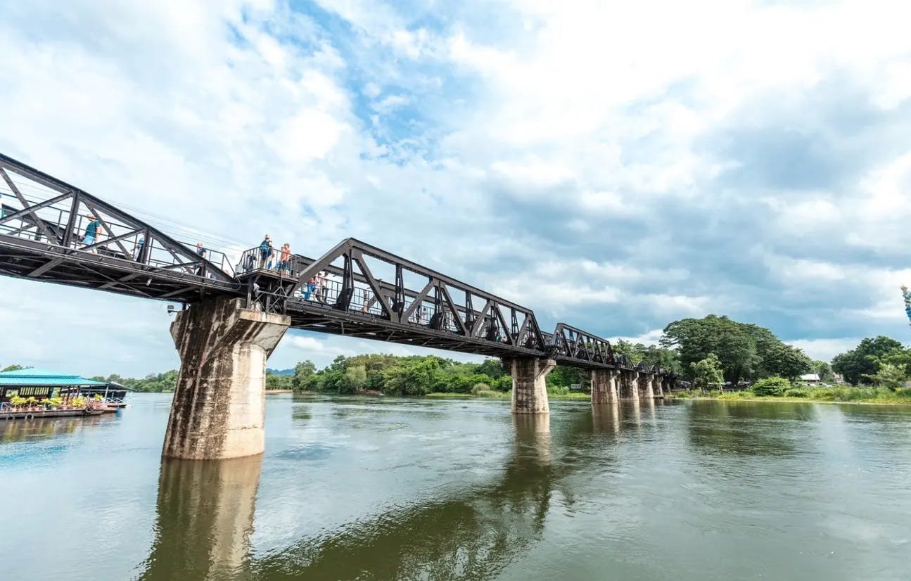 Kanchanaburi Safari Park and River Kwai Bridge Day Tour Discount