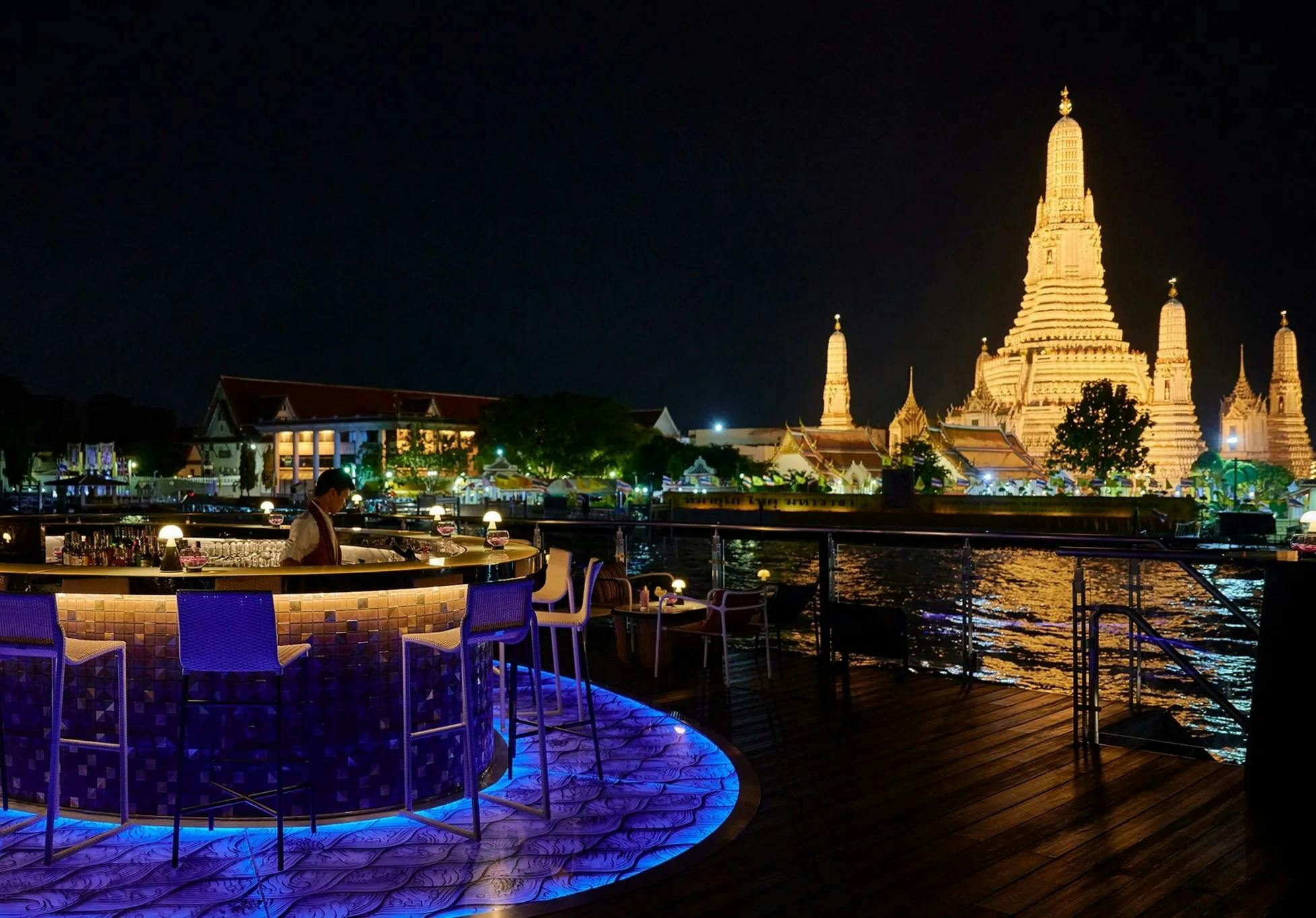 Saffron Cruise by Banyan Tree Bangkok Location