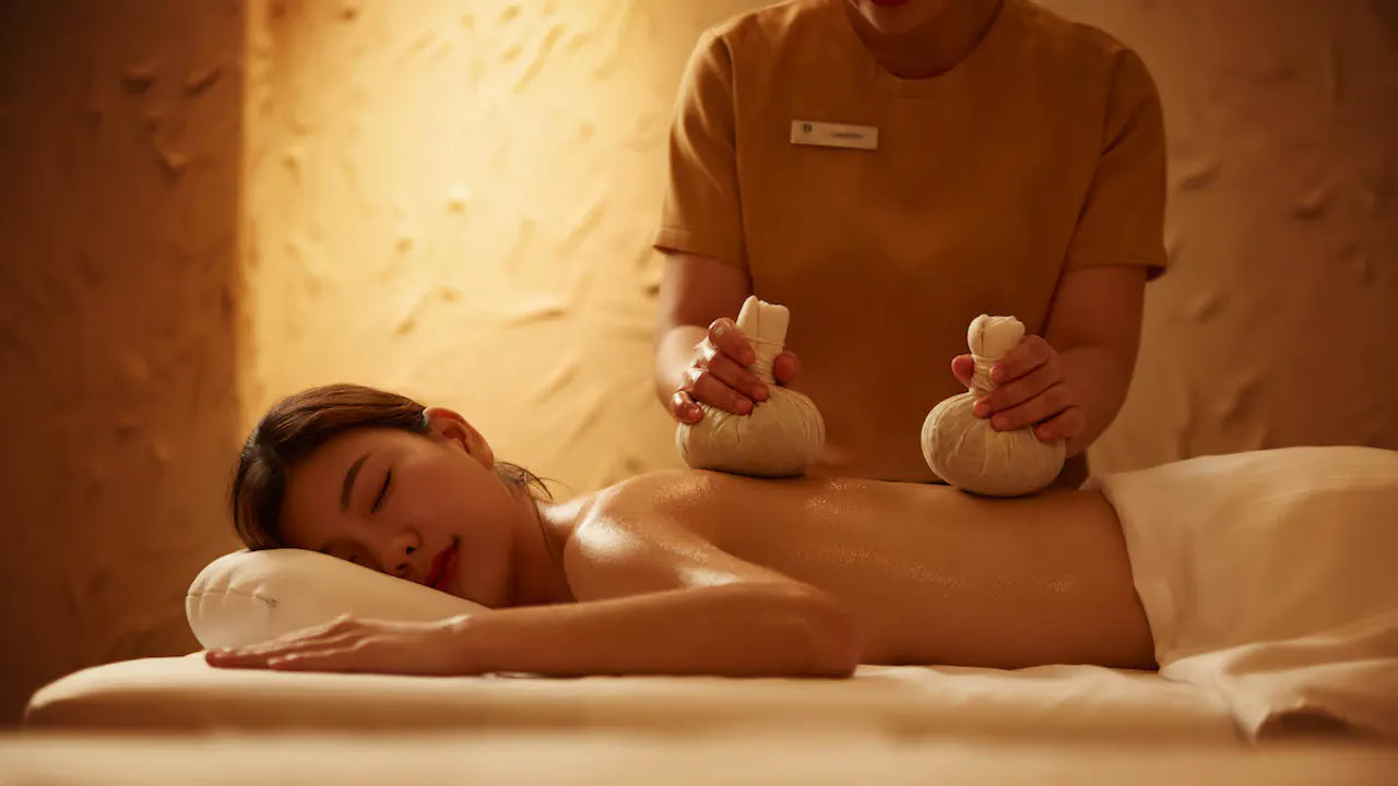 DIORA Luxe Sukhumvit Spa Experience in Bangkok Price