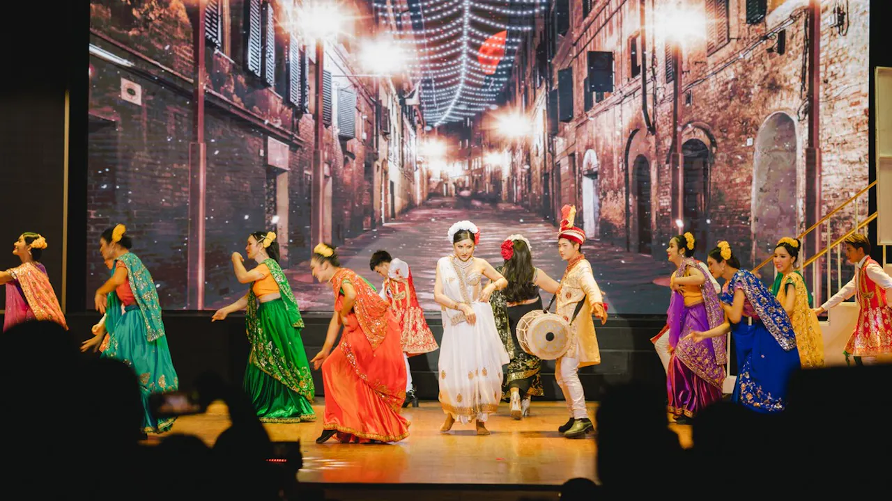 Golden Dome Cabaret Show Tickets Discount