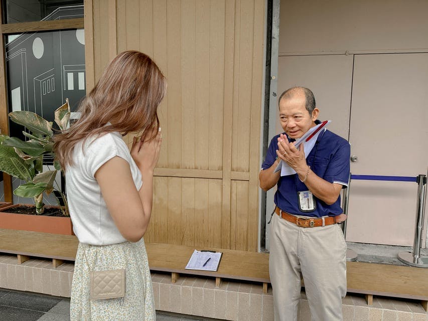 Grand Palace and Emerald Buddha Guided Tour