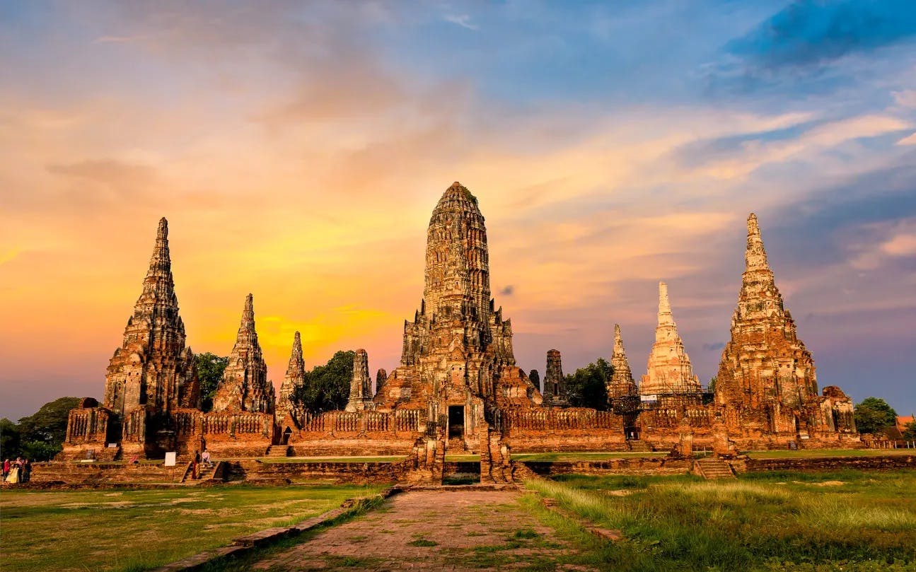 Ayutthaya Historical Park: Full-Day Tour from Bangkok