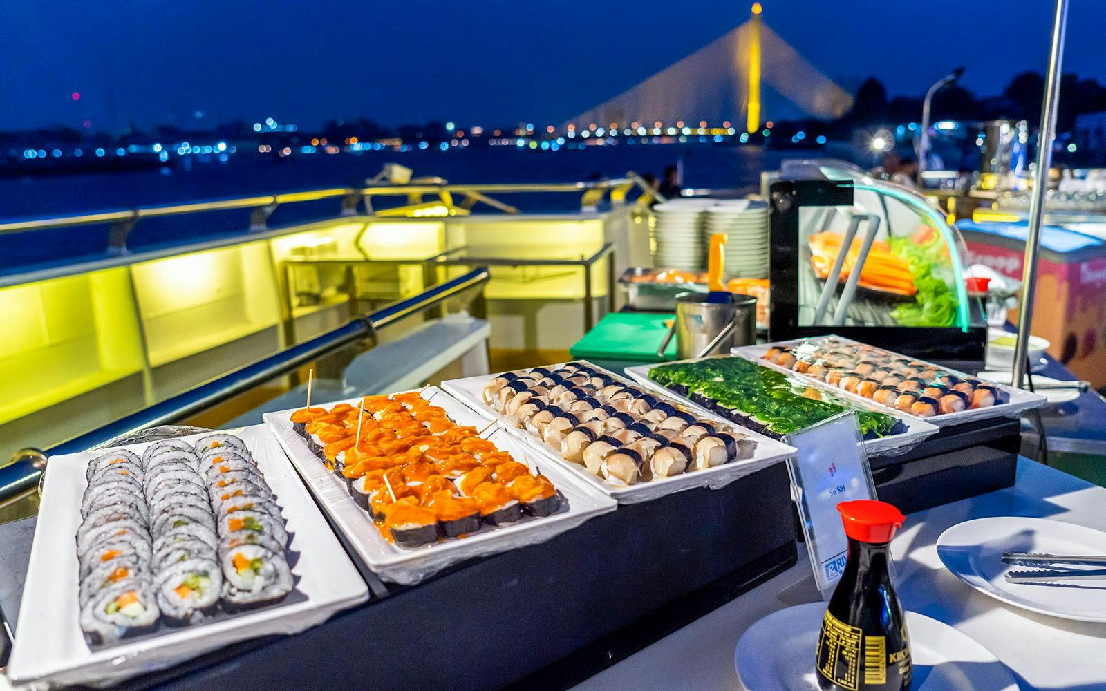 Royal Princess Dinner Cruise in Bangkok with Live Music Category
