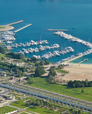 Abu Dhabi Helicopter Tour 30 MIN (Sharing Basis)