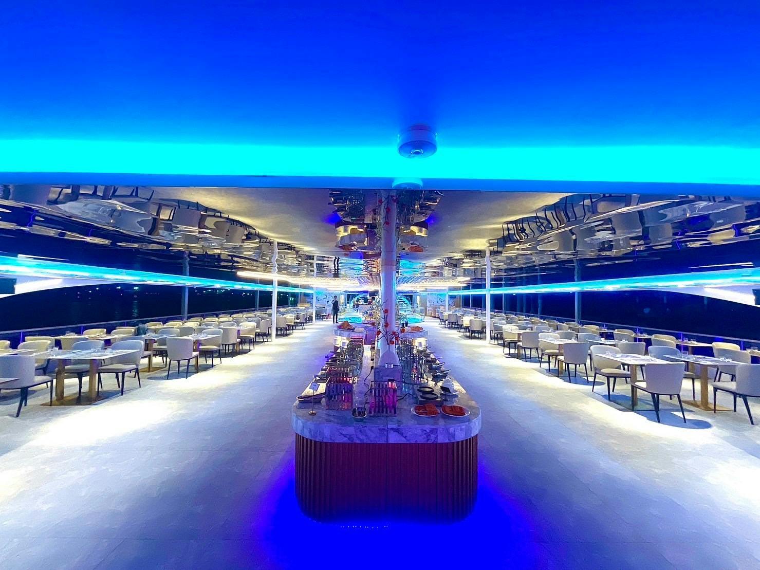 Royal Galaxy Dinner Cruise in Bangkok Ticket