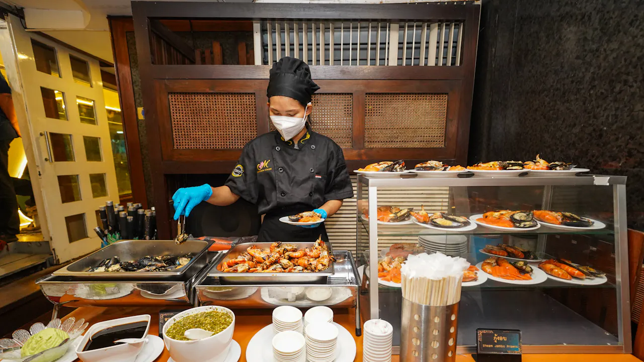 Meridian Dinner Cruise in Bangkok Ticket