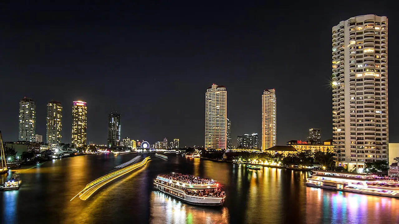 Meridian Dinner Cruise on Chao Phraya River Review
