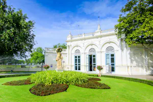 Ayutthaya Grand Pearl River Cruise Tour with International Buffet