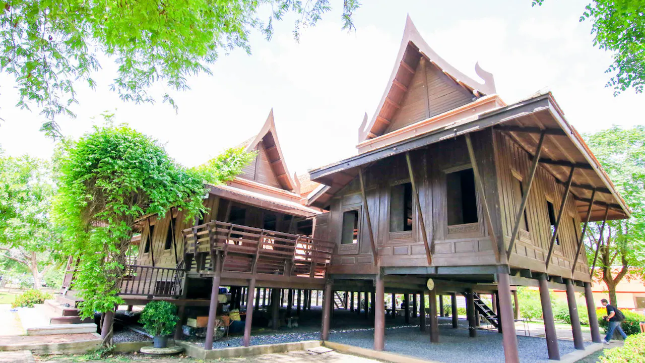 Ayutthaya Day Tour with Grand Pearl River Cruise Discount