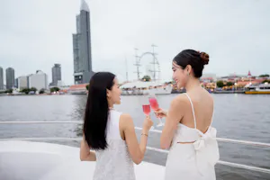 Unicorn Dinner Cruise in Bangkok with International Buffet Dinner 