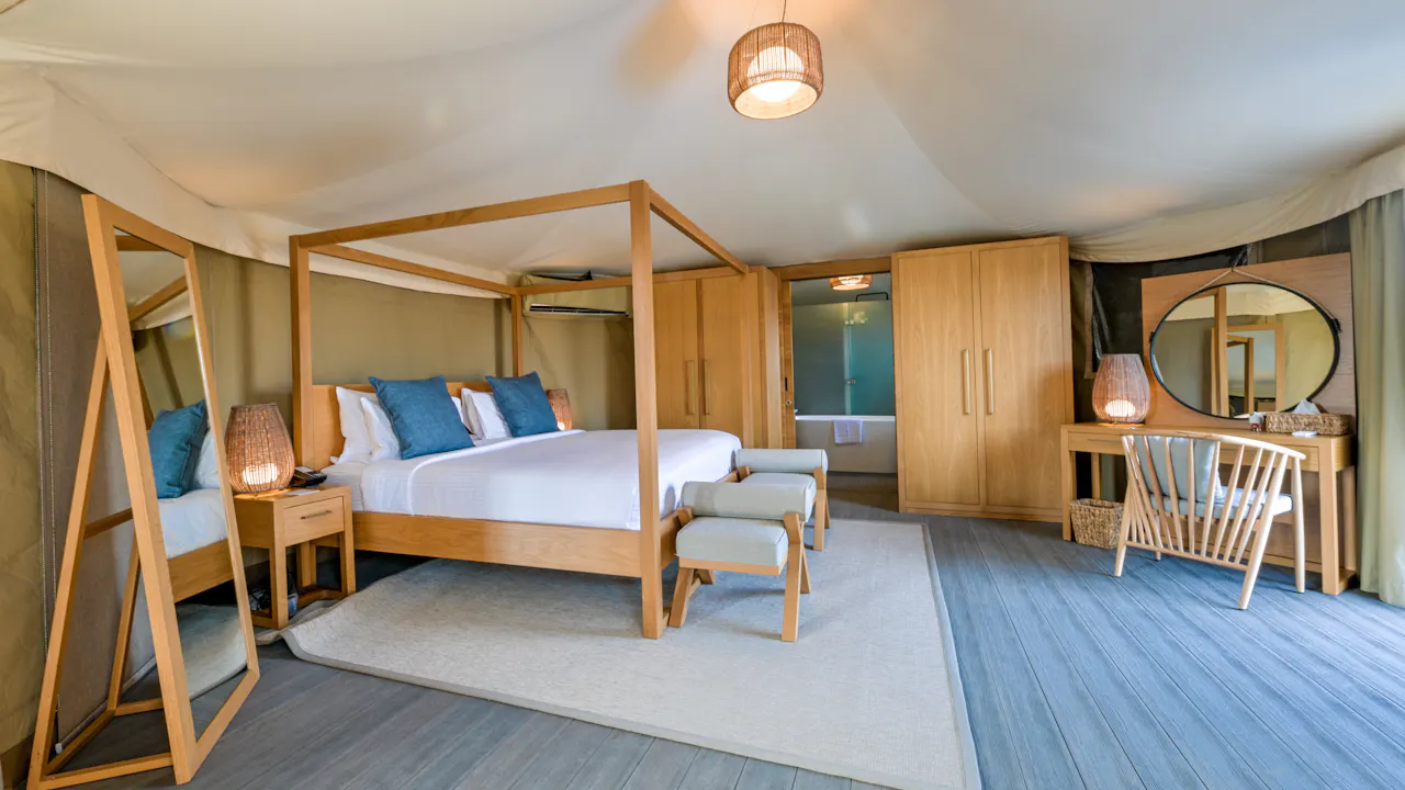 Kingfisher Retreat By Sharjah Collection Price