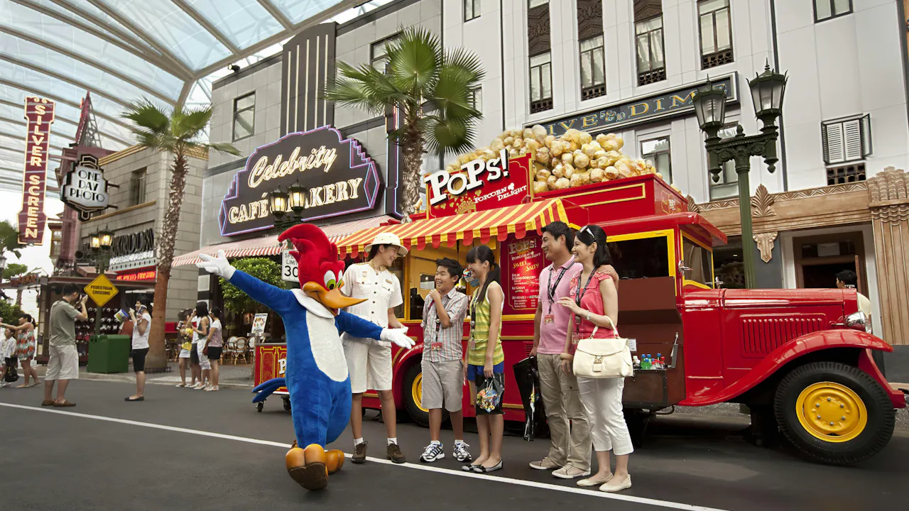 Universal Studios Singapore with Return Transfer Location