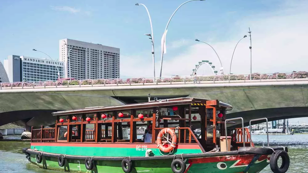 Singapore River Cruise by WaterB