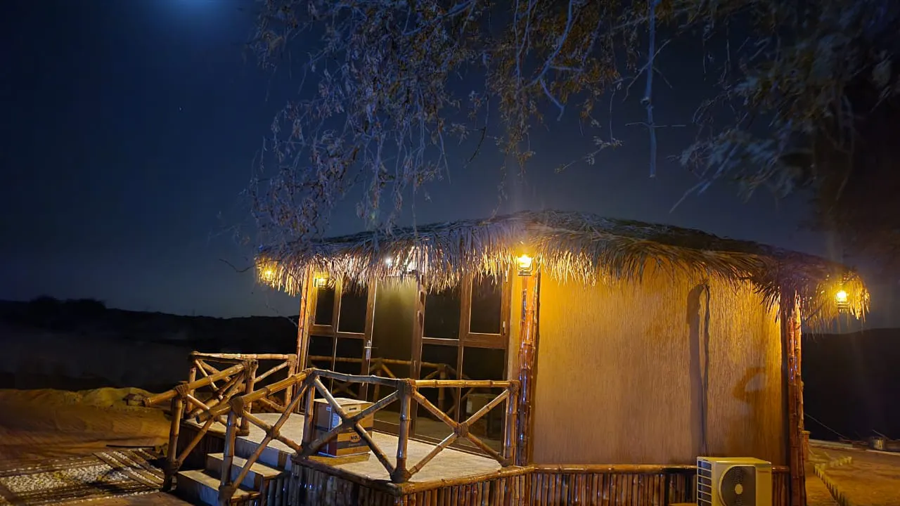 Overnight Camping -Heritage Hut with AC (2 persons)