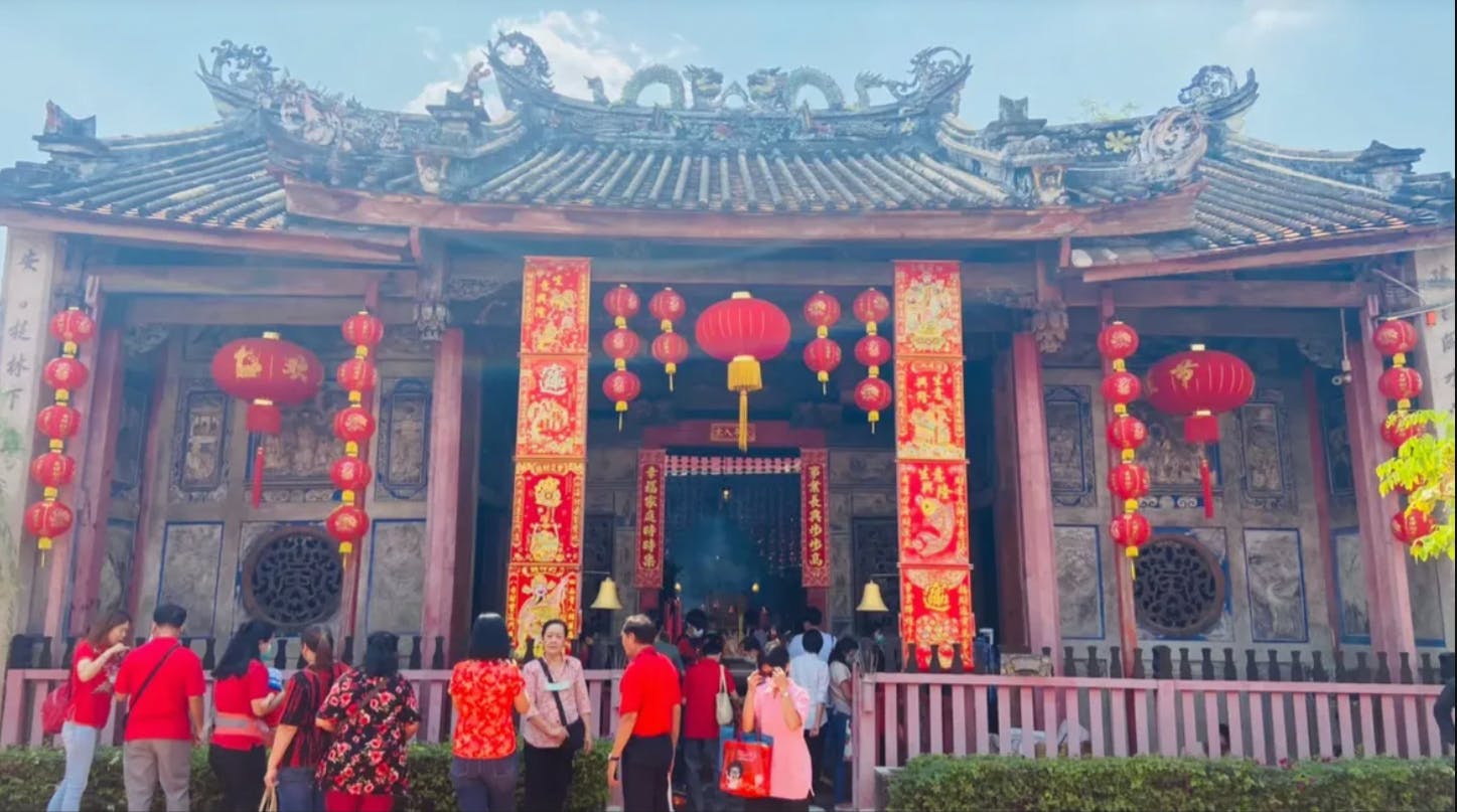 Discover the Rich Heritage: Old Portuguese Community and Flower Market. Thrillark