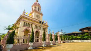 Discover the Rich Heritage: Old Portuguese Community and Flower Market.